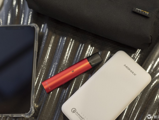 当科技唤醒自然，RELX悦刻三代灵点「奇迹矿泉」口味烟弹体验